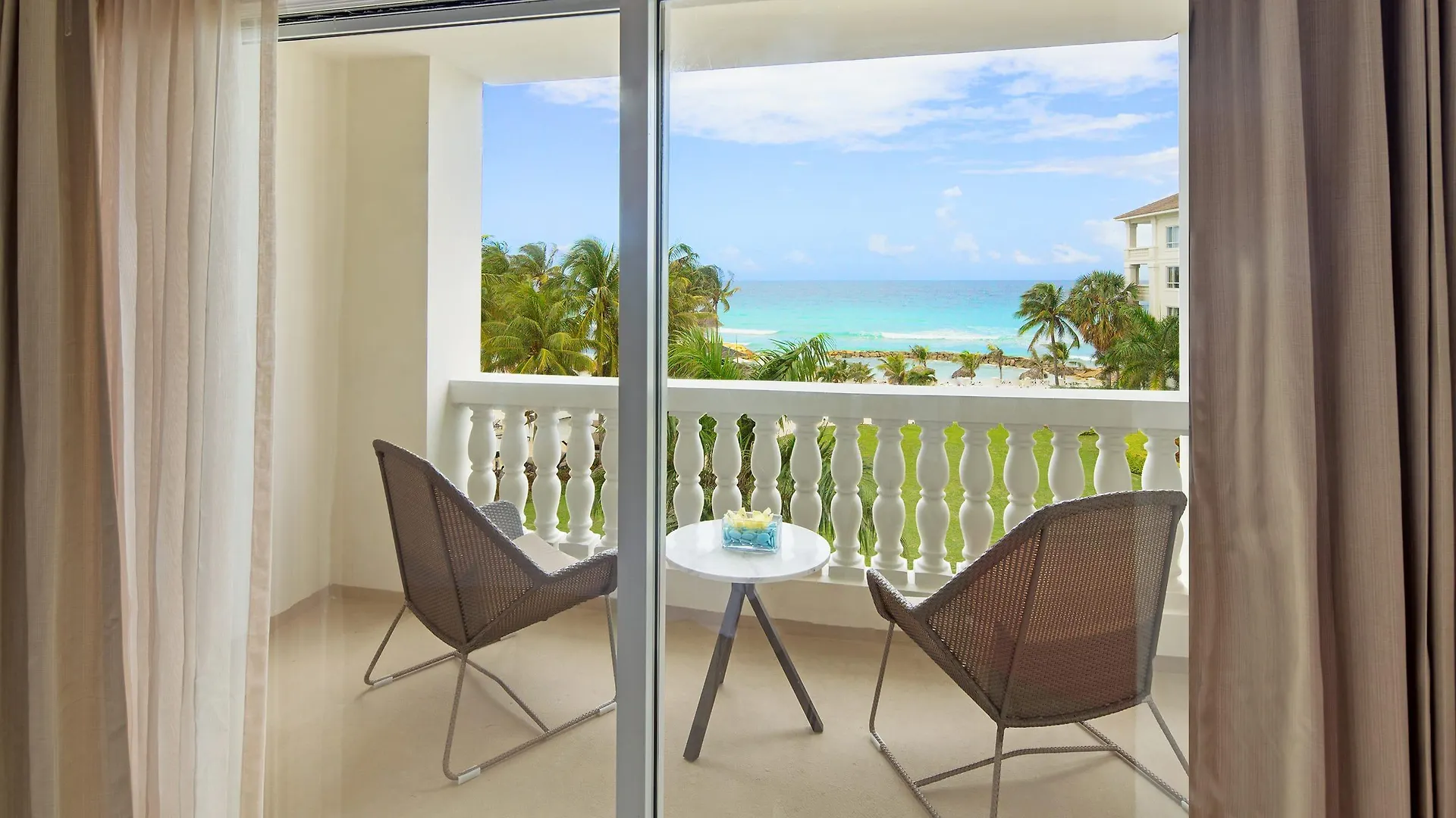 Hyatt Ziva Rose Hall Hotel Montego Bay 5*,