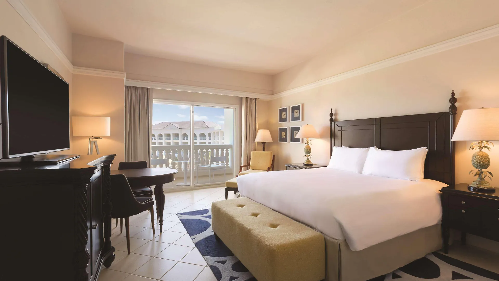 Hyatt Ziva Rose Hall مونتيغو باي فندق